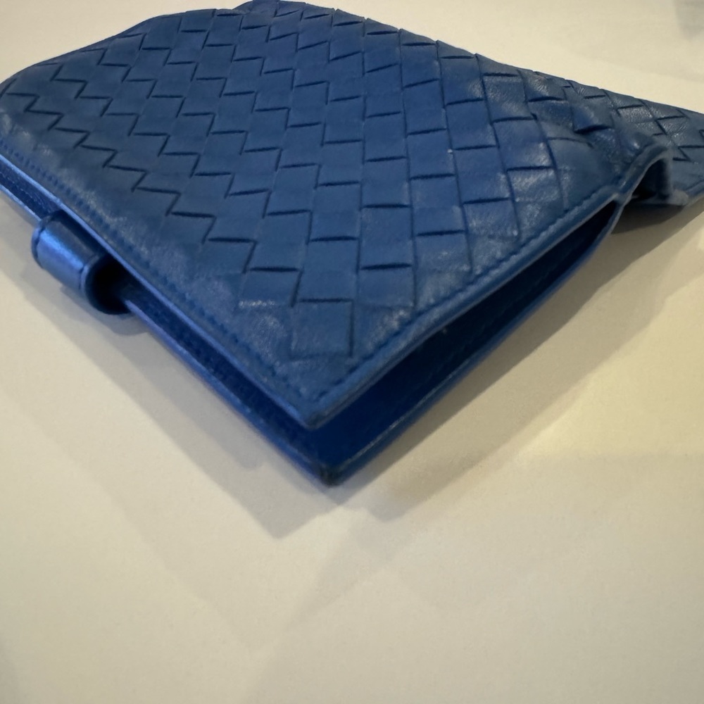 Bottega Veneta Blue Intrecciato Leather Wallet - Picture 5 of 9